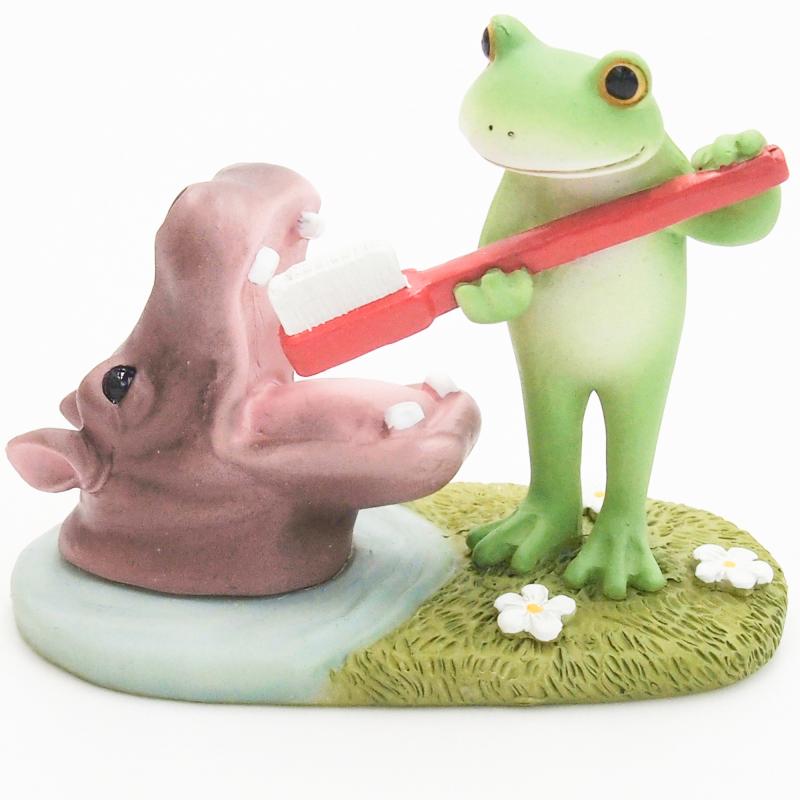 ■ダイカイ■■2026SS　先行予約■　【Copeau　コポー】　カバの歯磨きをするカエル