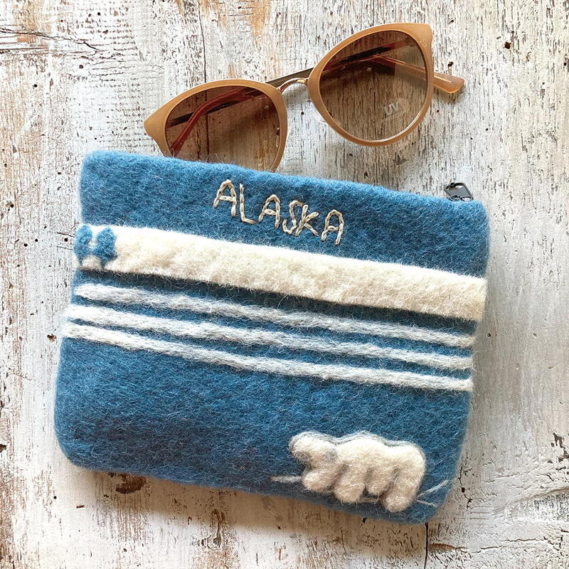 ■SPES（スペース）■■2026AW　新作■　ハンドメイドフェルトポーチ　ALASKA