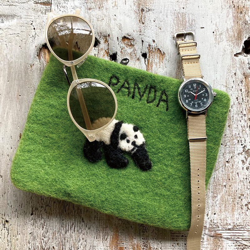 ■SPES（スペース）■■2026AW　新作■　ハンドメイドフェルトポーチ　PANDA