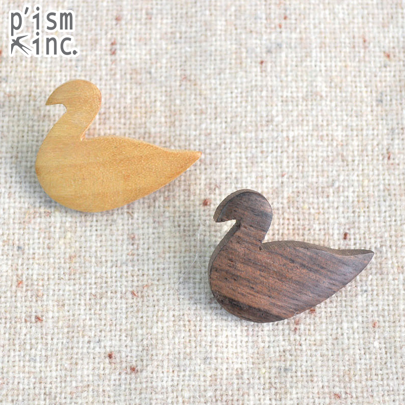 ■ピズム■　Wood Brooch　SWAN