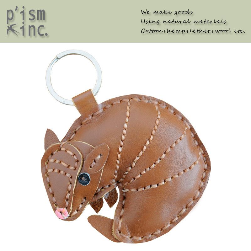 ■ピズム■■2025AW　新作■　レザーkeyホルダー　Armadillo