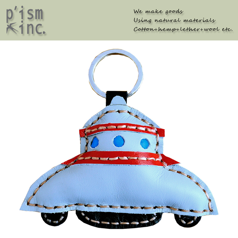 ■ピズム■■2025SS　新作■　レザーkeyホルダー　UFO
