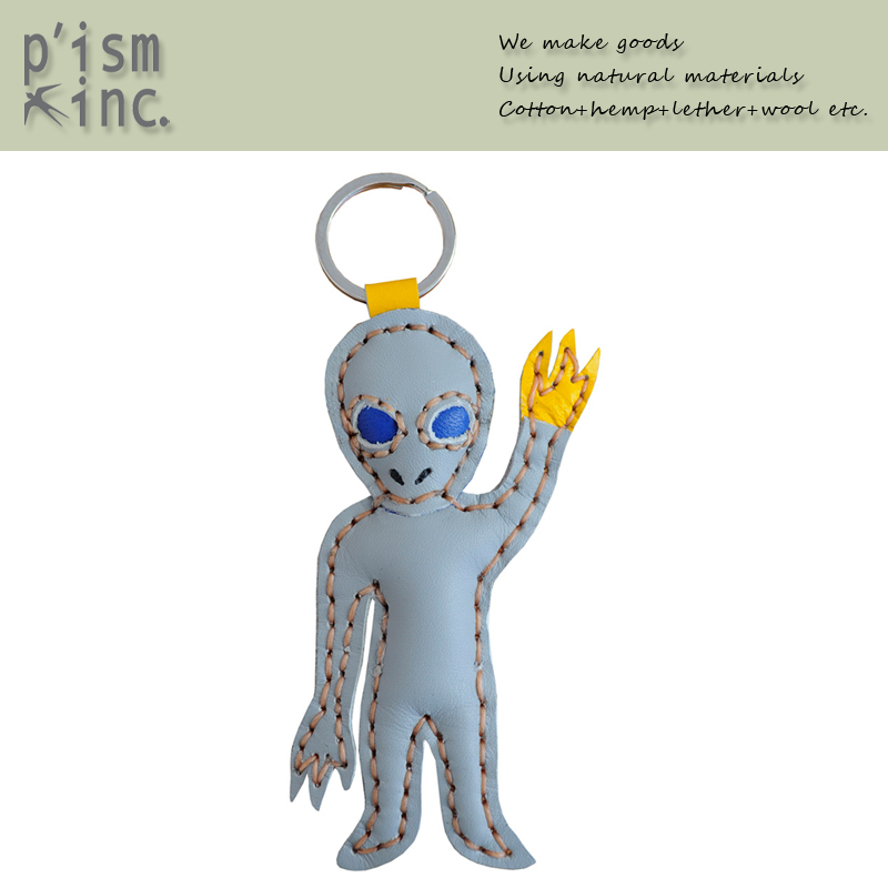 ■ピズム■■2025SS　新作■　レザーkeyホルダー　Alien