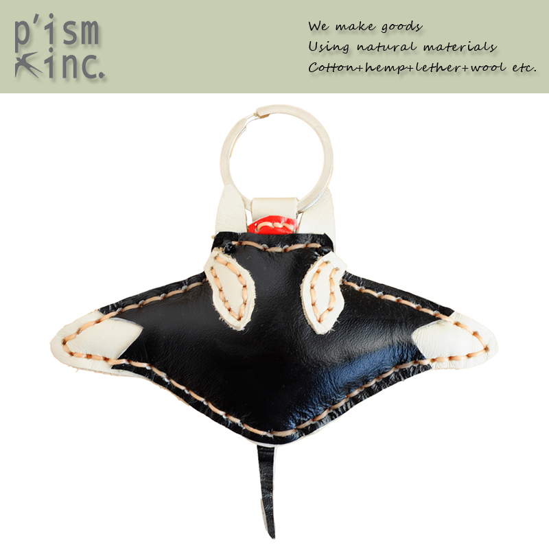 ■ピズム■■2026SS　新作■　レザーkeyホルダー　Manta